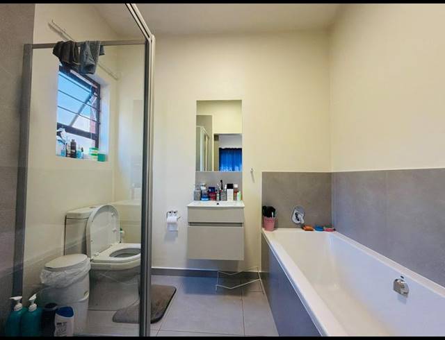 2 BEDROOM PROPERTY TO RENT IN VORNA VALLEY